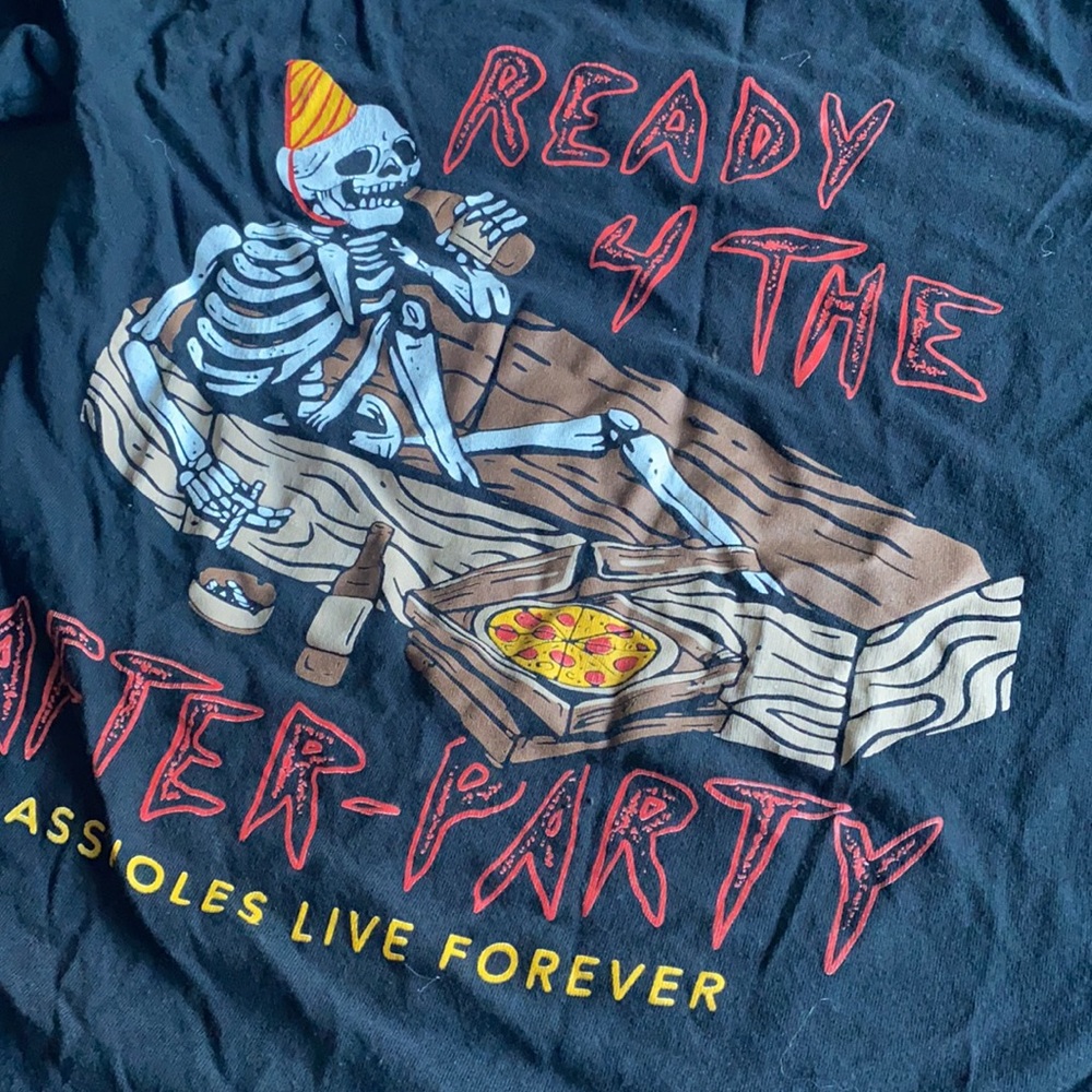 Graphic tee - Picture 2 of 4